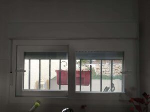 Cerramiento-abatible-y-ventanas-en-PVC-en-San-Juan-playa.2