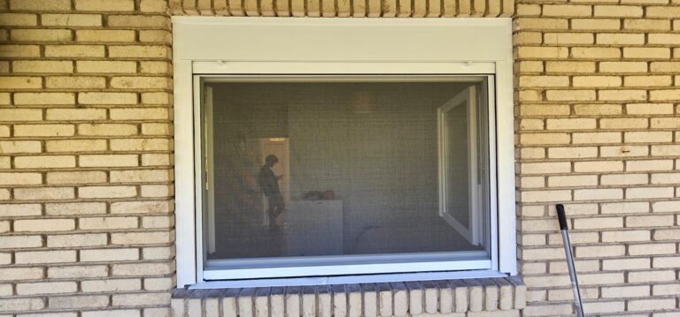 Renovación de ventanas de PVC en el centro de Alicante · trabajo de Ventanas Verdún